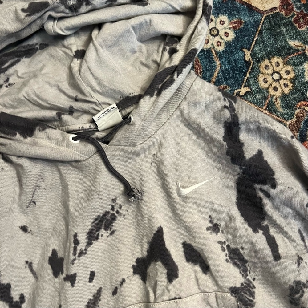 Nike Tie Dye cropped oversized Gray and Black Hoodie, small - Picture 6 of 7